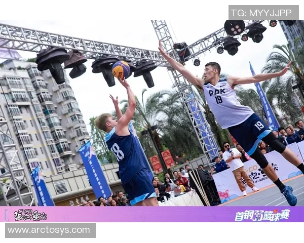 重庆滑板队在世界街舞大赛中的耐力表现引发热议与赞赏