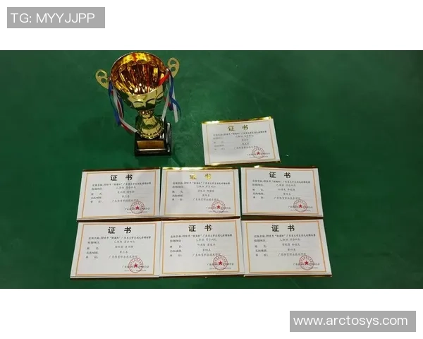 李强独家分享羽毛球技巧与心得体会助你提升竞技水平